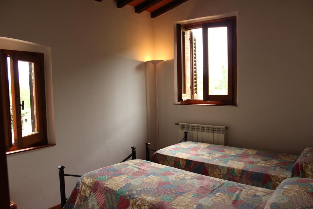 Da Tilli Alla Fornace - Agriturismo มอนตาโยเน ห้อง รูปภาพ